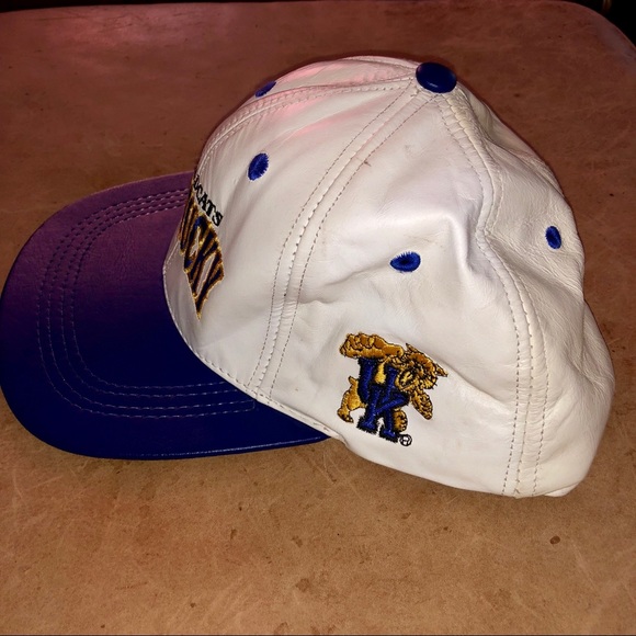 Rare full leather Kentucky Wildcats snap back hat - Picture 3 of 4